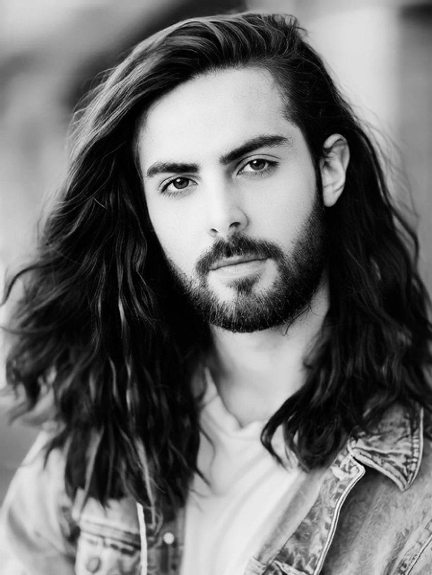 هومن اقبالی منش