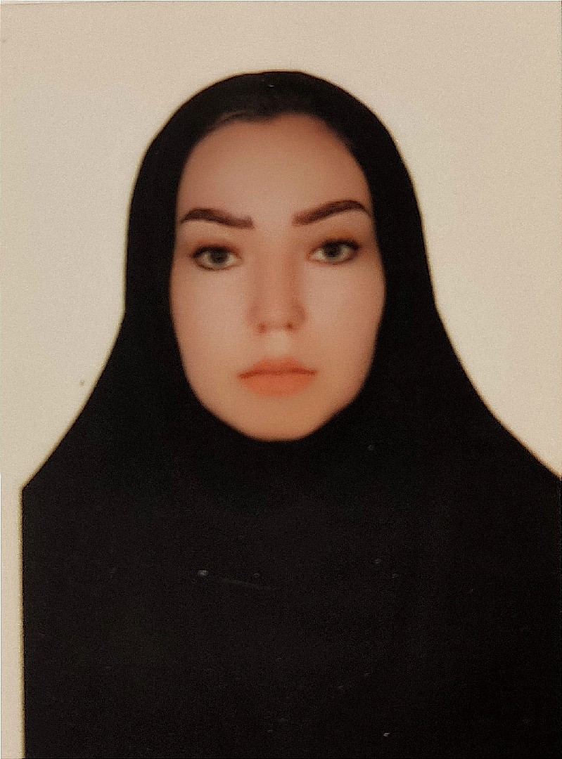 پریا نقوی پور